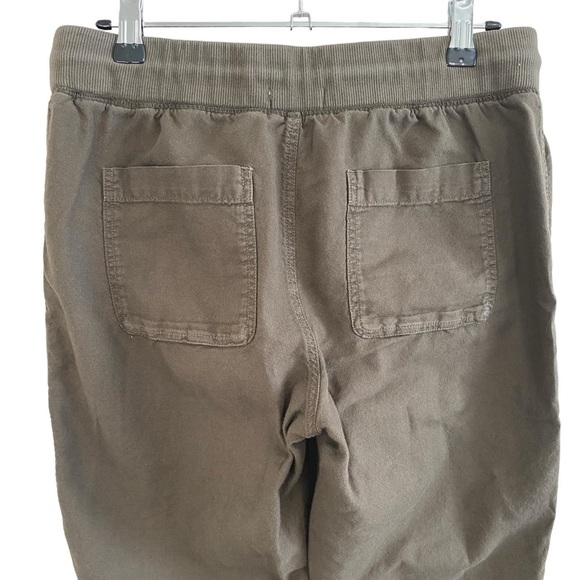 Aritizia Community - Military Green Cotton Cargo Pant - Small - Picture 4 of 9